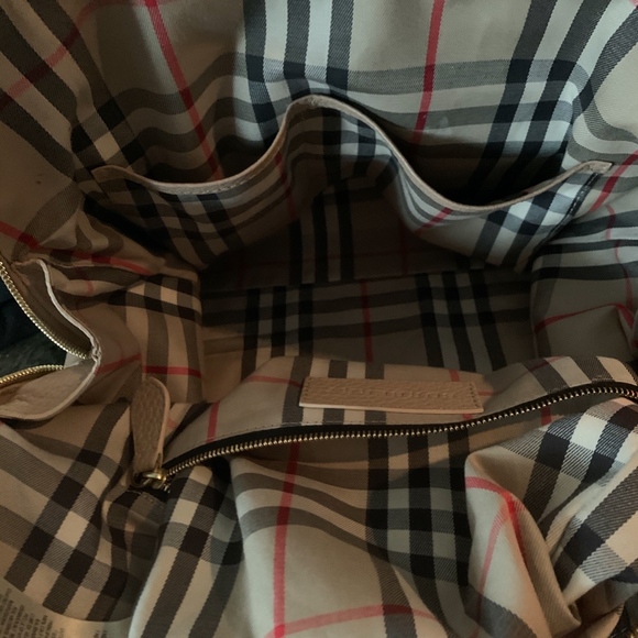 Burberry Satchel - Picture 5 of 7
